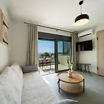 Poseidon Sea View - Ocean, River * Nikiana