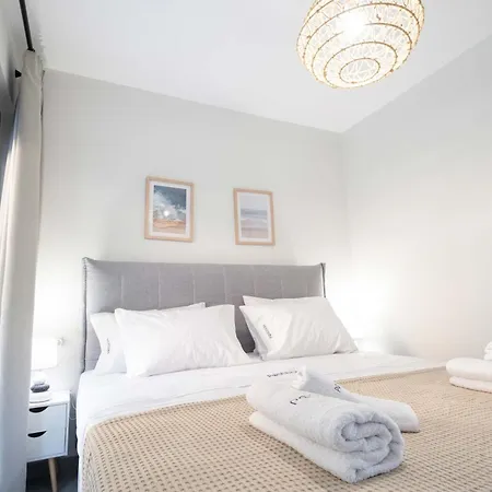 Poseidon Sea View - Ocean, River