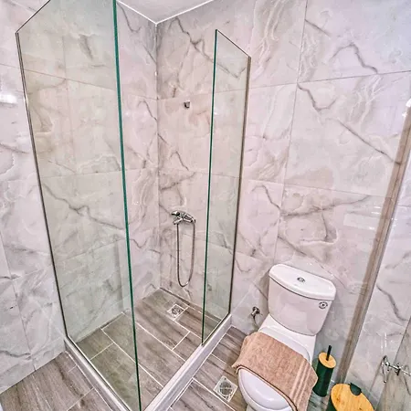 Poseidon Sea View - Ocean, River Apartment *