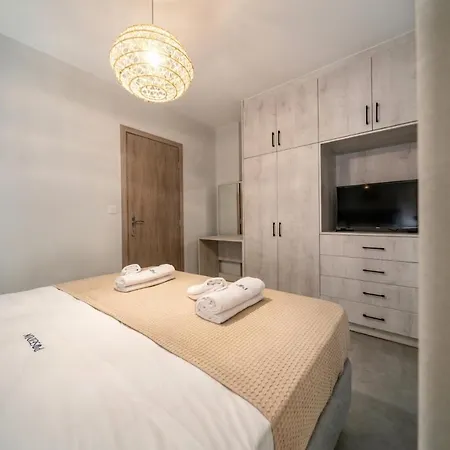 Poseidon Sea View - Ocean, River Apartment *