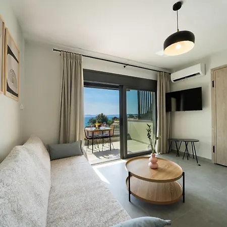 Poseidon Sea View - Ocean, River * Nikiana