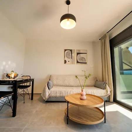Poseidon Sea View - Ocean, River Apartment