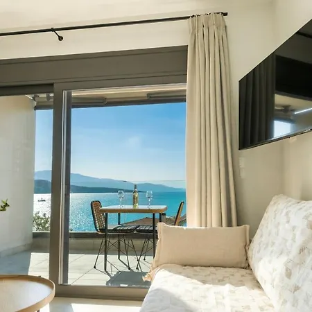 Apartment Poseidon Sea View - Ocean, River *