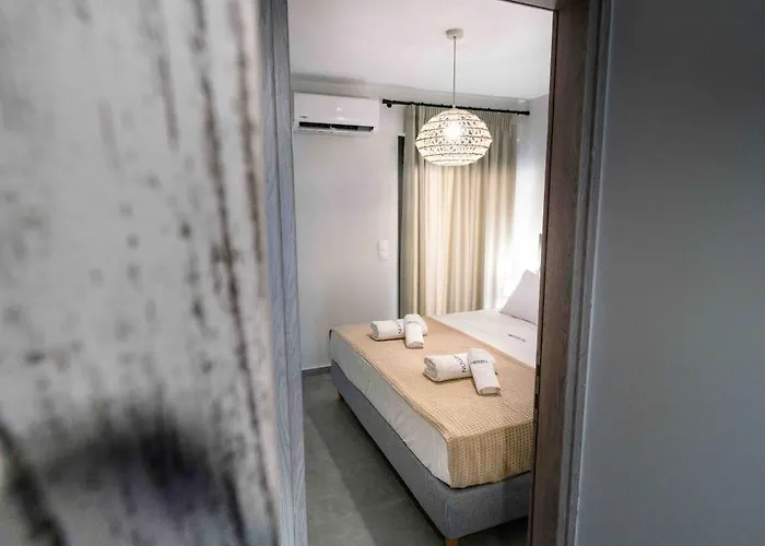 Poseidon Sea View - Ocean, River * Nikiana